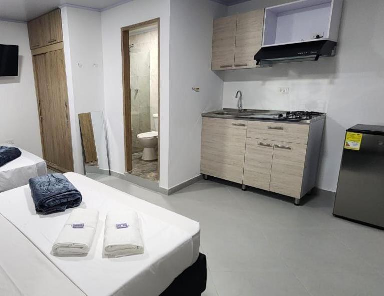 Hotel Medellin Calasanz מראה חיצוני תמונה