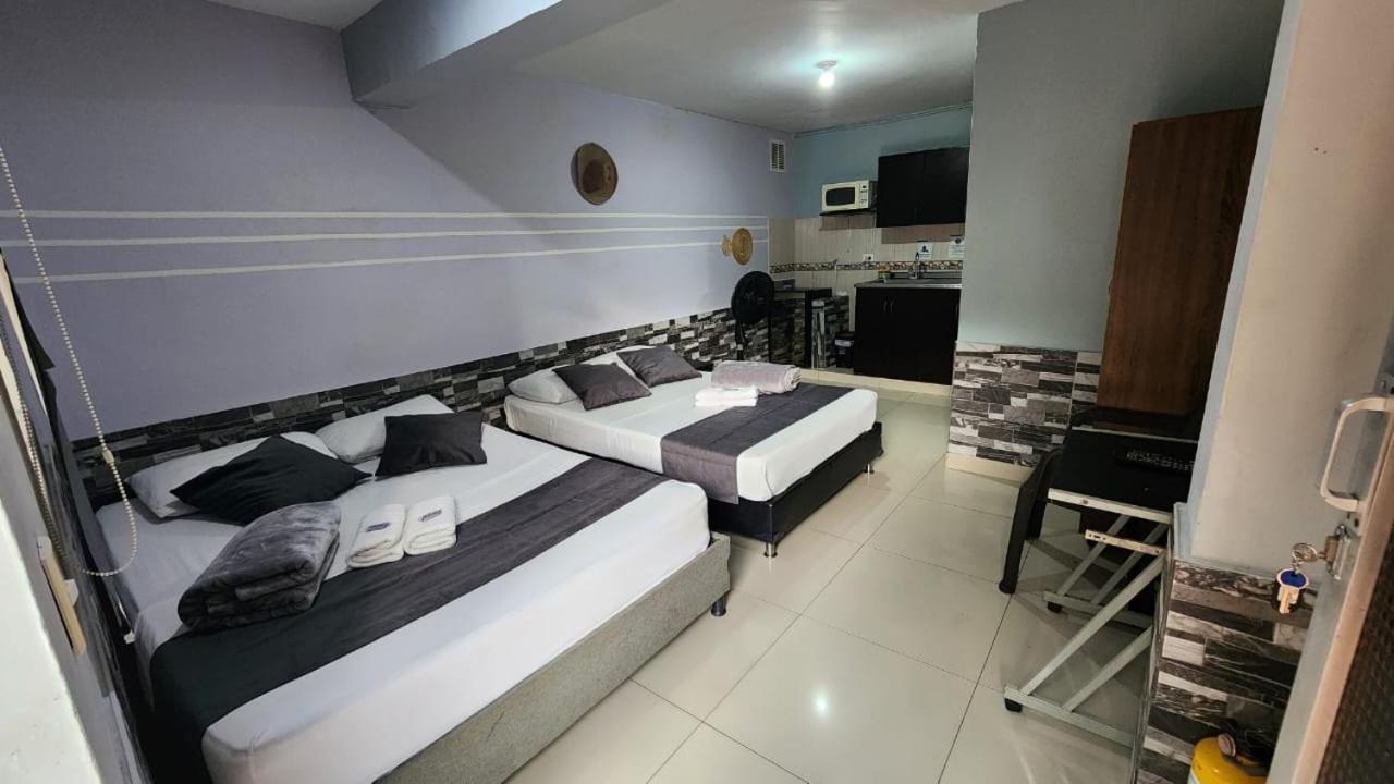 Hotel Medellin Calasanz מראה חיצוני תמונה