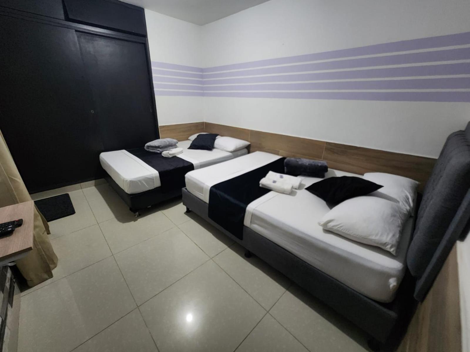 Hotel Medellin Calasanz מראה חיצוני תמונה