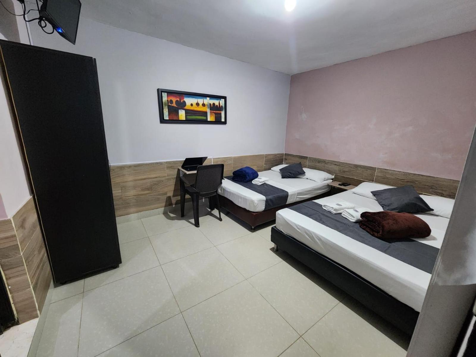 Hotel Medellin Calasanz מראה חיצוני תמונה